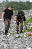 Flight MH370: debris research with the first foot patrols of the Gendarmerie squad