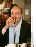 EXCLUSIF : BORDEAUX : Alain Juppe en campagne