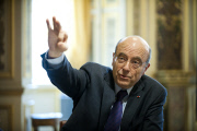 ALAIN JUPPE (UMP), INTERVIEW