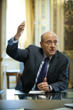 ALAIN JUPPE (UMP), INTERVIEW