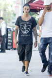 *EXCLUSIVE* Justin Bieber gives our shutterbug the thumbs up!