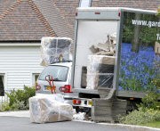 FAMFELYNET - Exclusive GV: Kerry Katona Gets Her Free Garden Sofa Delivered To Her New Home In Kent