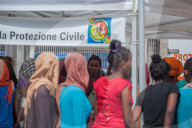 Sizilien: 548 Bootsflüchtlinge kommen im Hafen von Palermo an