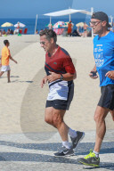 Rio de Janeiro: Nicolas Sarkozy joggt mit Bodyguard an der Copacabana