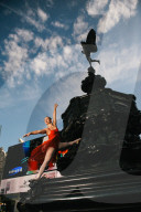 'Extreme Ballerina' tanzt durch London
