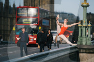 'Extreme Ballerina' tanzt durch London
