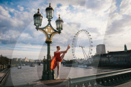 'Extreme Ballerina' tanzt durch London