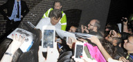 Benedict Cumberbatch von Fans umzingelt
