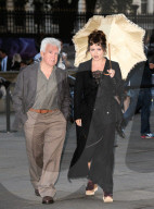 PEOPLE: Helena Bonham Carter präsentiert "A Room with a View"
