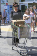PEOPLE: Kourtney Kardashian mit Mason im Supermarkt