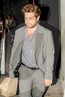 PEOPLE: Jack Osbourne verlässt mit "Doggie Bag" ein Restaurant