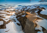 FEATURE: Wunderschön: Island aus der Drohnenperspektive