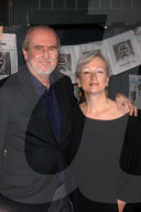 PEOPLE: Horror-Regisseur Wes Craven mit 76 Jahren gestorben