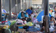 NEWS: Budapest: Flüchtlinge warten auf die Ausreise nach Deutschland