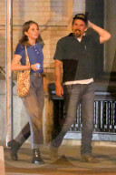 PEOPLE: Ethan Hawke geht mit seiner Tochter Maya aus