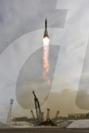 NEWS: Take Off: Raumschiff Sojus TMA 18M startet in Richtung ISS