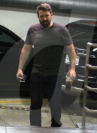PEOPLE: Ben Affleck versucht es mit einem Lachen
