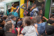 NEWS: Chaotische Szenen am Bahnhof Budapest Keleti