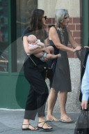 PEOPLE: Keira Knightley mit Baby Edie in New York
