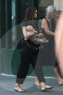 PEOPLE: Keira Knightley mit Baby Edie in New York