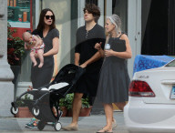 PEOPLE: Keira Knightely mit James und Baby Edie in New York unterwegs
