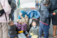 NEWS: Flüchtlinge im Hauptbahnhof on Salzburg