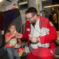 NEWS: Flüchtlinge im Hauptbahnhof on Salzburg