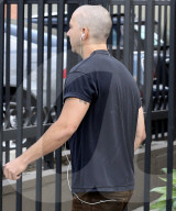 PEOPLE: Shia LaBeouf neu mit Glatze 