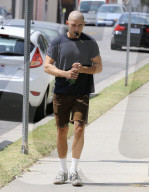 PEOPLE: Shia LaBeouf neu mit Glatze 