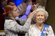 PEOPLE: Die Queen wir bei Madame Tussauds 'rausgeputzt'