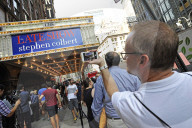 PEOPLE: Stephen Colbert debütiert mit der neuen "Late Show"