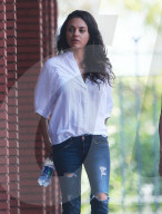 PEOPLE: Mila Kunis busy unterwegs