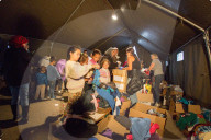 NEWS: Tausende neuer Flüchtlinge im österreichischen Nickelsdorf