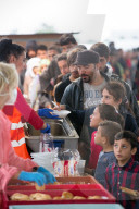 NEWS: Tausende neuer Flüchtlinge im österreichischen Nickelsdorf
