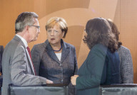 NEWS: Flüchtlingskrise: Angela Merkel lädt zur Sondersitzung in Berlin