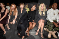 PEOPLE: Spezielle Kombination in der Front Row der Vera Wang Show