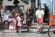 PEOPLE: Jessica Alba mit den Kids in New York unterwegs