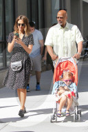 PEOPLE: Jessica Alba mit den Kids in New York unterwegs
