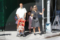 PEOPLE: Jessica Alba mit den Kids in New York unterwegs