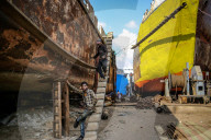 REPORTAGE: Schiffswerft in Dhaka