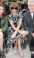 PEOPLE: Burberry Show LDFW: Die coolsten Girls sitzen in der Front Row