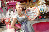 PEOPLE: Münchner Oktoberfest: Promis auf der Wiesn