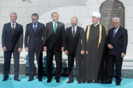 NEWS: Moskau: Eröffnung der Grossen Moschee mit Politprominenz