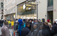 NEWS: Warten auf das neue iPhone 6s in München