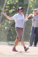 PEOPLE: Jon Hamm der Baseballspieler