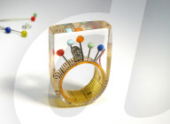 FEATURE: Kleine Welten in Fingerringen