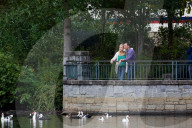 PEOPLE: Kate Hudson bei Dreharbeiten zu 'Mother's Day' in Atlanta