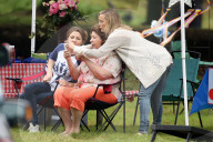 PEOPLE: Kate Hudson bei Dreharbeiten zu 'Mother's Day' in Atlanta