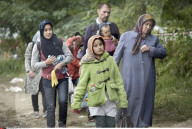 NEWS: Serbien/Kroatien - Flüchtlingsstrom nimmt nicht ab