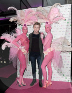 PEOPLE: Promis an der 'Pink Ribbon Foundation' im Playboy in London